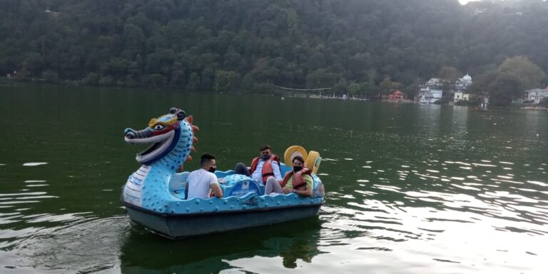 राज्य के पर्यटन सेक्टर में लौटी रौनक, नैनीताल में उमड़ी पर्यटकों की भीड़, अनलाॅक 5 में पर्यटकों से गुलजार हुआ उत्तराखंड