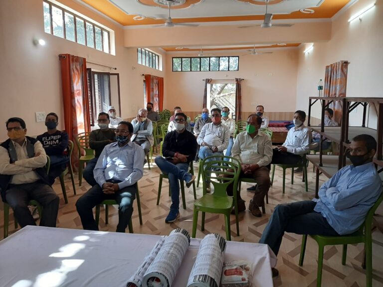 सरकार कब देगी कर्मचारियों को गोल्डन कार्ड का लाभ