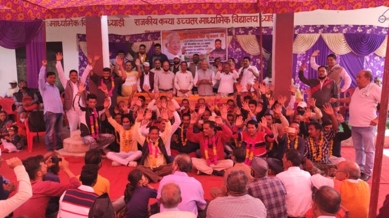 अल्मोड़ा में कुंजवाल का असर, बड़ी संख्या में भाजपाइयों ने कांग्रेस पार्टी की ज्वाइन ﻿