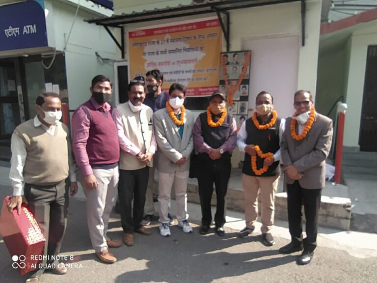 पर्वतीय गांधी के नाम पर हो सचिवालय एटीएम बिल्डिंग का नाम, सचिवालय संघ ने 21 वें स्थापना दिवस पर राज्य आंदोलनकारी कर्मचारियों का किया सम्मान ﻿