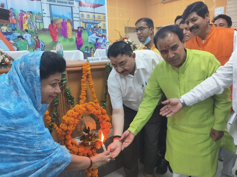 उत्तराखंड जल्द बनेगा टीबी मुक्त राज्यः डॉ0 धन सिंह रावत, स्वास्थ्य मंत्री ने देहरादून में किया ब्लॉक स्तरीय स्वास्थ्य मेले का शुभारम्भ, बच्चों में पेट के कीड़ों के प्रति जागरूकता एवं उन्मूलन का लक्ष्य निर्धारित