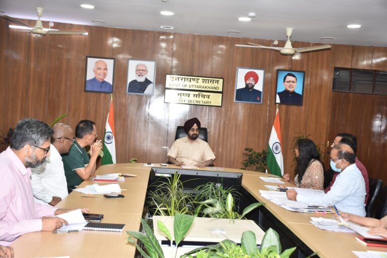 मुख्य सचिव के निर्देश, डीएम के स्तर पर बताई जा रही समस्याओं का प्राथमिकता पर हो समाधान