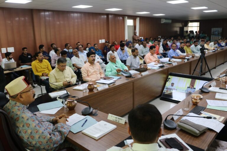 फर्टिलाइजर का उपयोग पूरी तरह से किया जाए बंद : महाराज, पंजाब में फर्टिलाइजर के अधिक इस्तेमाल से बढ़े कैंसर के अधिक मामले, एक दिवसीय कार्यशाला में पंचायत मंत्री ने प्लास्टिक का इस्तेमाल न किए जाने पर दिया जोर