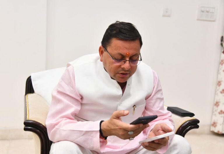 मुख्यमंत्री श्री पुष्कर सिंह धामी ने कुरूड़ में आयोजित पर्यटन विकास मेले में वर्चुअल प्रतिभाग कर जनसभा को सबोधित करते हुए राजराजेश्वरी माता नंदा से सबके मंगल की कामना की।