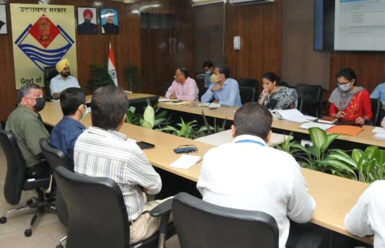 मुख्य सचिव डॉ. एस. एस. संधु ने सोमवार को सचिवालय में प्रदेश में बनाए जा रहे हेलीपोर्ट्स और हेलीपैड्स की प्रगति की समीक्षा की।