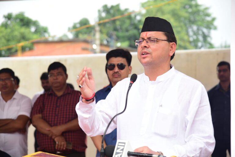 यहां देखिए कि अब कौन हैं सीएम के डे अफसर, सीएम ने इन अफसरों पर जताया विश्वास