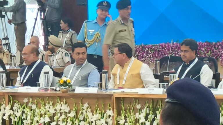 सीएम धामी के राज में सीमाएं रहेंगी महफूज, दस हजार पूर्व सैनिक बनेंगे हिम प्रहरी, सीमांत जिलों के युवाओं को मिलेगा एनसीसी की ट्रेनिंग, महिलाओं, बेटियों की सुरक्षा को मजबूत किया सिस्टम, गृह मंत्रियों के सम्मेलन में धामी ने मजबूती से रखा राज्य का पक्ष