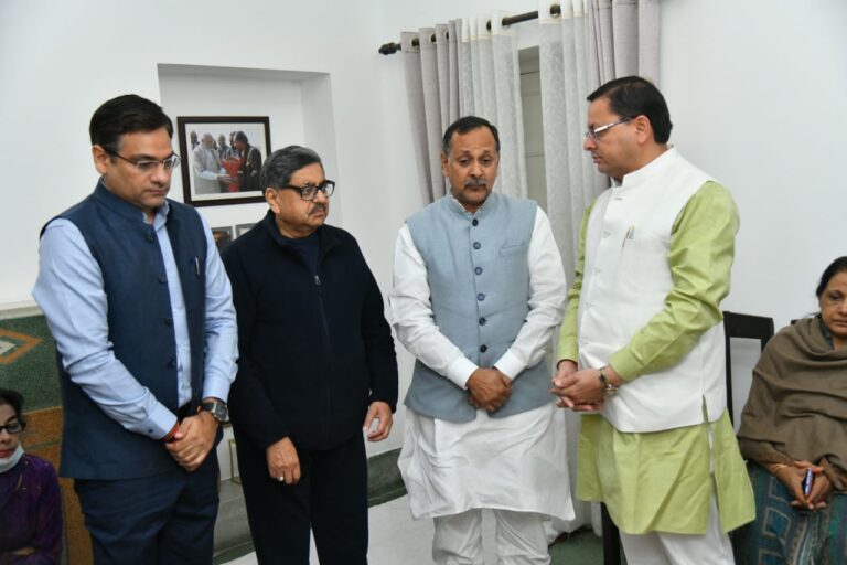 मुख्यमंत्री श्री पुष्कर सिंह धामी ने भाजपा नेता श्री पुनीत मित्तल की माता जी के निधन पर शोक व्यक्त किया।