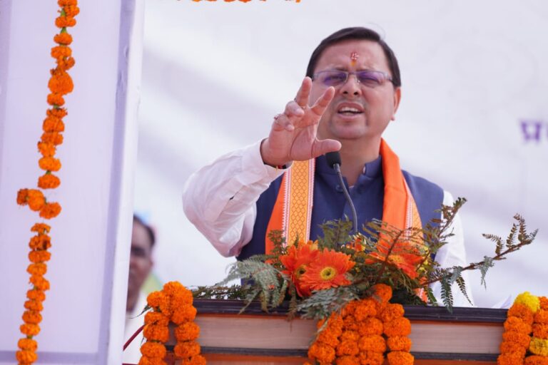 मुख्यमंत्री श्री पुष्कर सिंह धामी ने चम्पावत के जवाहर नवोदय विद्यालय में उत्तराखंड राज्य विज्ञान एवं प्रौद्योगिकी परिषद् (यूकॉस्ट) देहरादून एवं जिला प्रशासन चम्पावत के संयुक्त तत्वावधान में दो दिवसीय सीमान्त पर्वतीय जनपद बाल विज्ञान महोत्सव 2022 का शुभारंभ किया।