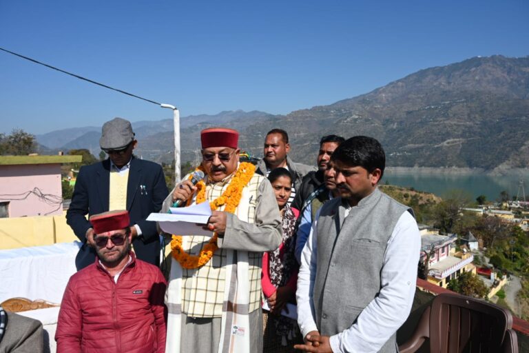 कैबिनेट मंत्री, सतपाल महाराज जी द्वारा ग्राम तिवाड़ को पर्यटन ग्राम घोषित किया ।