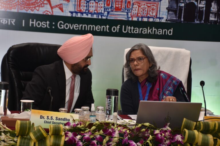 मुख्य सचिव डॉ. एस.एस. संधु की अध्यक्षता में शनिवार को देहरादून में मध्य क्षेत्रीय परिषद की स्थायी समिति की 15वीं बैठक का आयोजन किया गया।