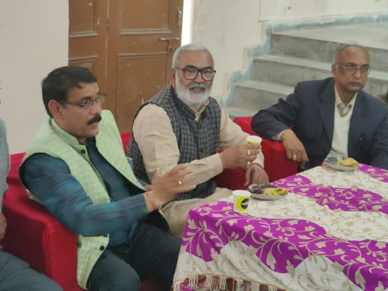 सरकार शिक्षक हितों पर ध्यान दें _ डॉक्टर मौज पाल सिंह AIFUCTO  जोनल सेक्रेट्री, उत्तर प्रदेश उत्तराखंड.