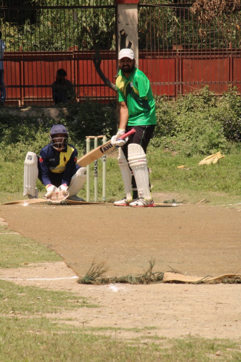 आज गुरु राम राय पी जी कॉलेज के क्रिकेट ग्राउंड में उत्तराखंड फिजिकली चैलेंज क्रिकेट एसोसिएशन संबंध फिजिकली चैलेंज क्रिकेट एसोसिएशन इंडिया , द्वारा आयोजित T – 20 ‘ट्राइ सीरीज उत्तराखंड’ 2023 का समापन हुआ।