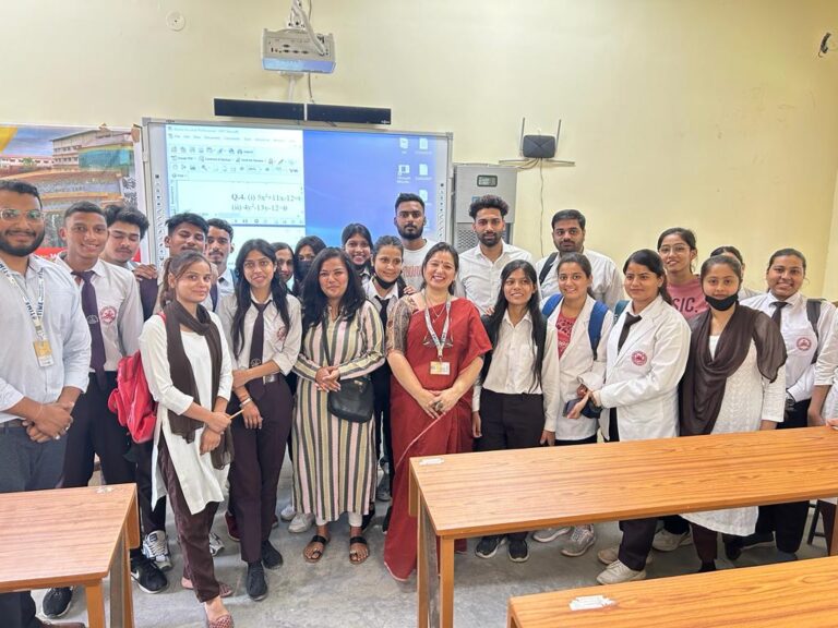 श्री गुरू राम राय पी जी कॉलेज देहरादून की करियर गाइडेंस एवं प्लेसमेंट सेल द्वारा एक गाइडेंस सेमिनार आयोजित कराया गया।