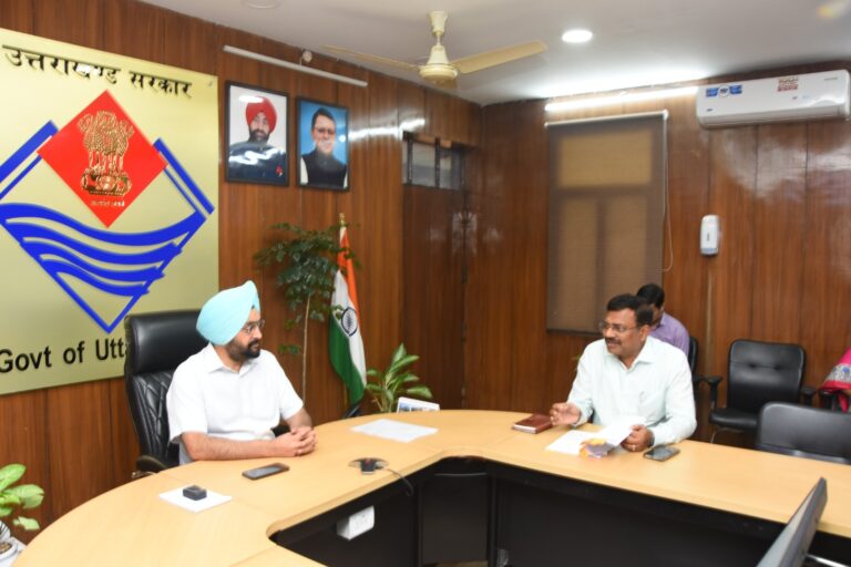 मुख्य सचिव डॉ. एस. एस. संधु ने गैंरसैंण अवस्थापना विकास कार्यों की समीक्षा की।