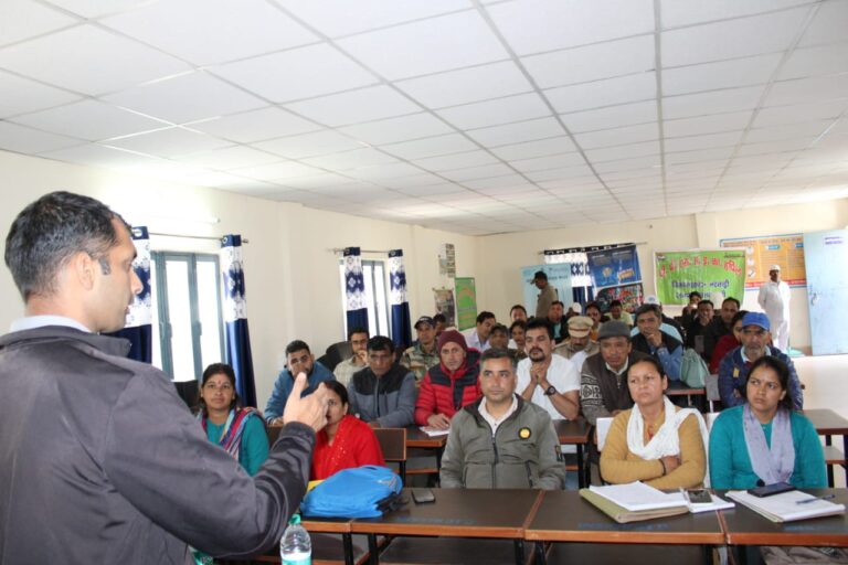 वाइब्रेंट विलेज प्रोग्राम के तहत उत्तरकाशी के सीमावर्ती गांवों को सशक्त बनाने की कवायद जनपद में शुरू हो गई है।