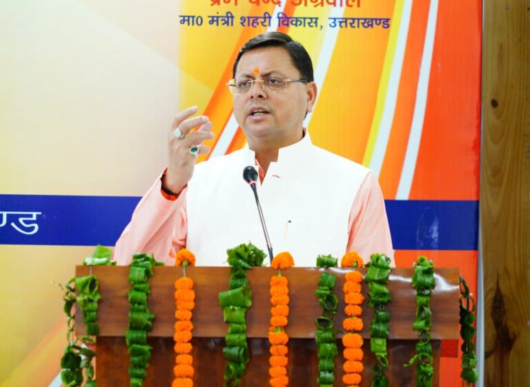 मुख्यमंत्री श्री पुष्कर सिंह धामी ने स्वनिधि परिवार के लाभार्थियों के साथ संवाद किया।