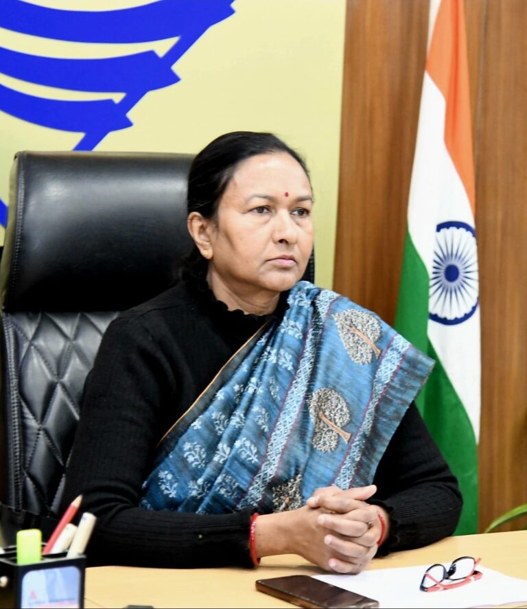 मुख्य सचिव श्रीमती राधा रतूड़ी ने राज्य में विश्व स्तरीय खेल इन्फ्रास्ट्रक्चर व सुविधाएं निर्धारित समयसीमा में विकसित करने के निर्देश दिए l