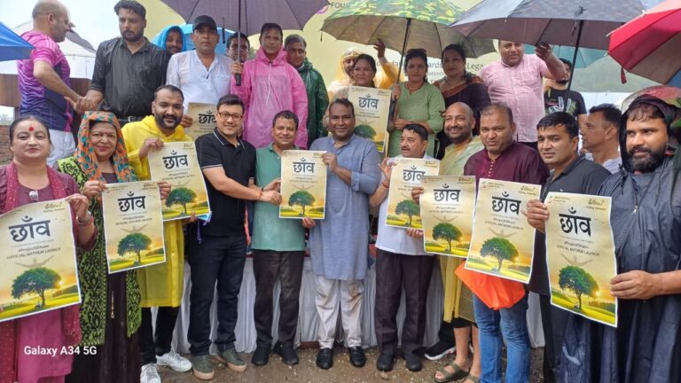 दून को पेड़ों की छांव देने के लिए लगाए 11 हजार से ज्यादा पौधे, उमेश अग्रवाल फाउंडेशन और एलोरास मेल्टिंग मोमेंट्स के प्रोजेक्ट छांव में जुटे बड़ी संख्या में दूनवासी l