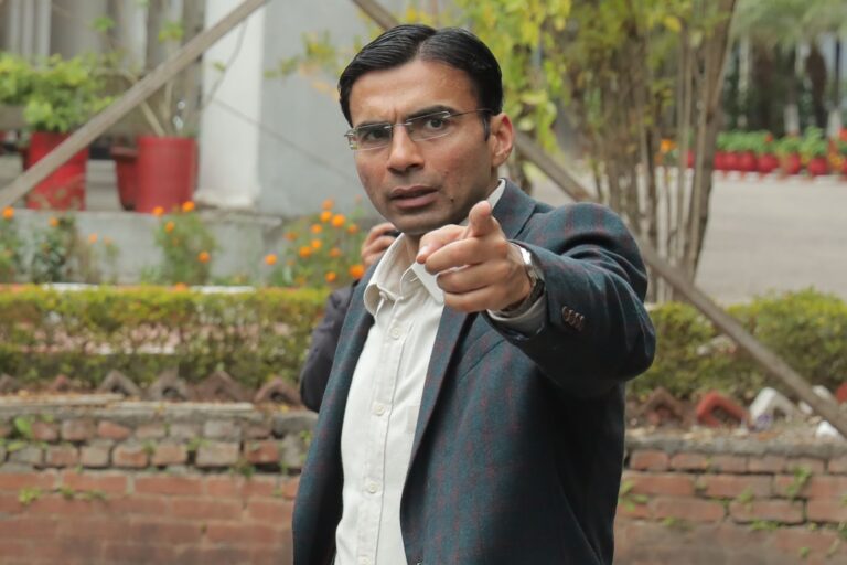 मा0 मुख्यमंत्री के निर्देश पर जिला प्रशासन का शिक्षा माफियाओं पर कड़ा प्रहार जारी l