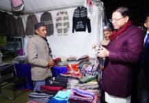 मुख्यमंत्री श्री पुष्कर सिंह धामी आज सोशल बलूनी पब्लिक स्कूल, देहरादून में आयोजित ‘‘उत्तराखण्ड लोक विरासत-2025’’ कार्यक्रम में मुख्य अतिथि के रूप में शामिल हुए।