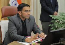 जिला प्रशासन ने बड़ी कार्रवाई की; एक ही बार में 827 हथियार धारकों के लाइसेंस रद्द किए गए।