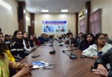 उत्तराखंड स्पेस एप्लीकेशन सेंटर (USAC) के ऑडिटोरियम में आधुनिक टेक्नोलॉजी के ज़रिए महिला सशक्तिकरण पर एक दिन की वर्कशॉप आयोजित की गई।