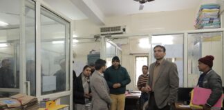 डीएम ने जाली दस्तावेजों का इस्तेमाल करके जमीन की खरीद-बिक्री के मामले का खुलासा किया; बिल्डर, खरीदार और विक्रेता पर गंभीर आरोप संगीन धाराओं में मुकदमा दर्ज।