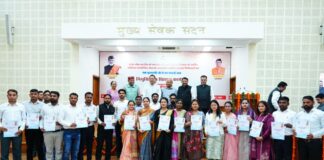 मुख्यमंत्री श्री पुष्कर सिंह धामी ने लोक सेवा आयोग के माध्यम से चयनित सभी सफाई निरीक्षकों को शुभकामनाएँ दीं।