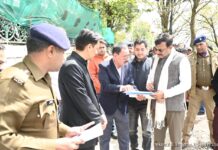 मुख्य सचिव ने भवाली-रतिघाट बाईपास और श्री कैंची धाम मंदिर में निर्माण कार्यों का मौके पर जाकर निरीक्षण किया।