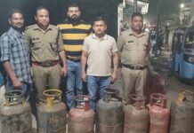 डीएम के निर्देशन में आज देर शाम काली बस्ती सहस्त्रधारा रोड पर छापेमारी; 7 सिलेंडर जब्त l