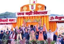 वैदिक मंत्रोच्चार के साथ खुले भगवान श्री बद्रीनाथ के कपाट, आस्था और उल्लास से गूंजा धाम l