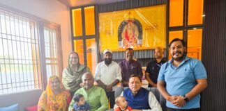 मुख्यमंत्री श्री पुष्कर सिंह धामी ने विधायक श्री अरविंद पांडेय के आवास पहुंचकर परिजनों से की भेंट l