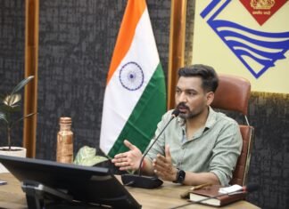 15 अगस्त को जिलेभर के शिक्षण संस्थानों में दिलाई जाएगी ‘कन्या भ्रूण संरक्षण प्रतिज्ञा’ डीएम ने दिए निर्देश l