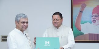 मुख्यमंत्री ने केंद्रीय रेल मंत्री के साथ रेल परियोजनाओं और कनेक्टिविटी के विस्तार पर चर्चा की।