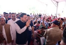 मुख्यमंत्री ने कहा, सरकार स्वयं जनता के द्वार पहुंचकर कर रही समस्याओं का समाधान l