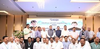 मुख्यमंत्री पुष्कर सिंह धामी ने हल्द्वानी में व्यापारियों एवं उद्योग प्रतिनिधियों के साथ किया संवाद