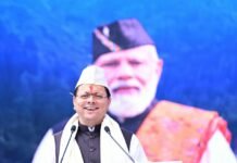 धामी सरकार चार धाम को प्लास्टिक-मुक्त बनाने के लिए काम कर रही है; नगर पंचायतों ने एक अभियान शुरू किया और 798 टन कचरा इकट्ठा किया। मुख्यमंत्री धामी की अपील के बाद तीर्थयात्री भी जागरूक हुए।